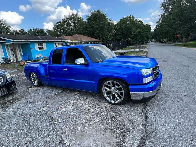  Tamco Paint 2004 Chevrolet Silverado My Boy Blue 