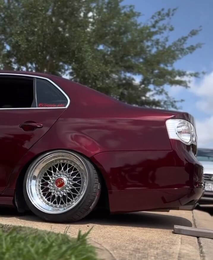  Tamco Paint  Volkswagen Jetta  Riddler Red