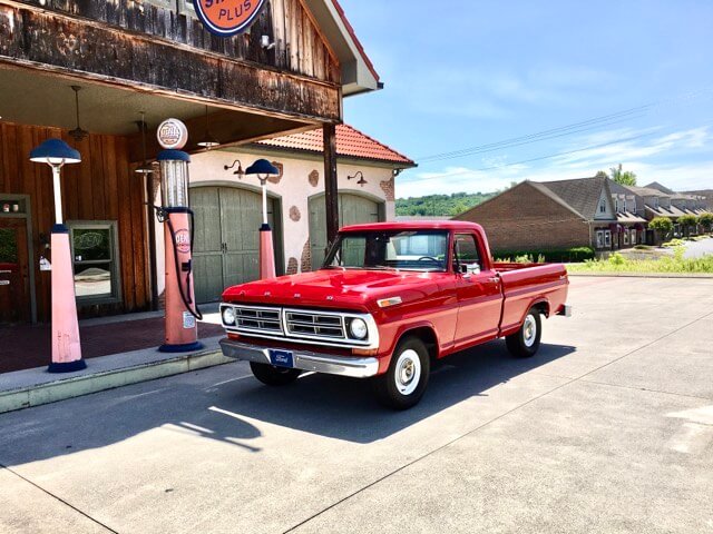 Candy Apple Red 1976 Ford F100