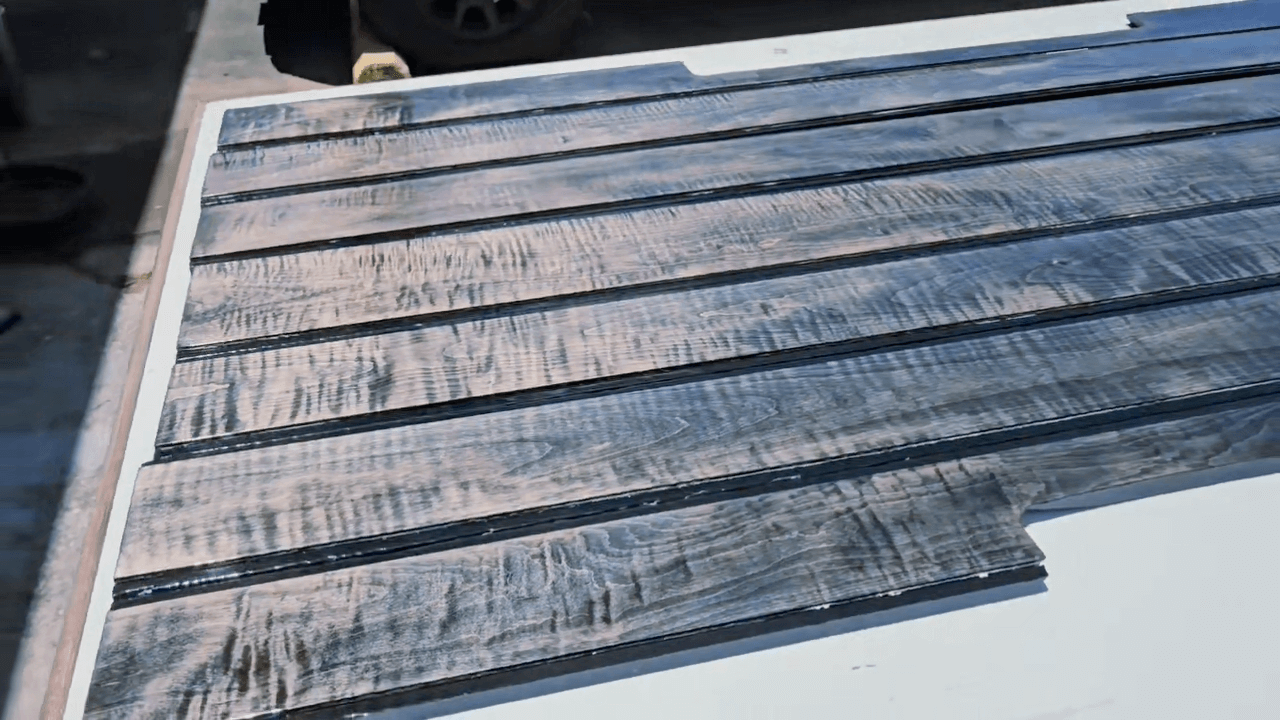 Tamco Paint Amerflint II Clearcoat Kit in Wood Bed