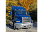Tamco Paint Blazin Blue in 2000 Mack Vision Semi Truck