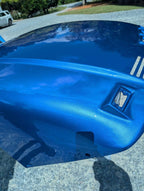 Tamco Paint Blazin Blue in 2000 Mack Vision Semi Truck