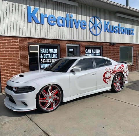 Tamco Paint Blizzard of Ozz White Pearl on Charge Dodger