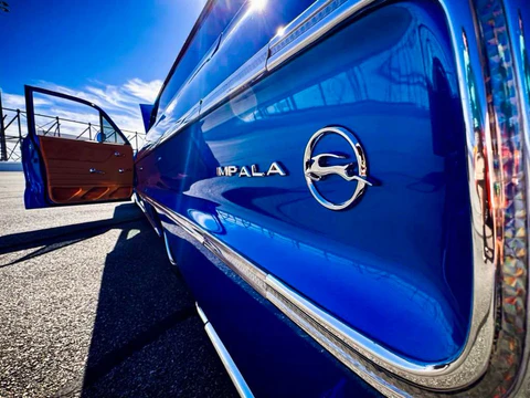1964 IMPALA SEDAN BLUETOOTH PEARL