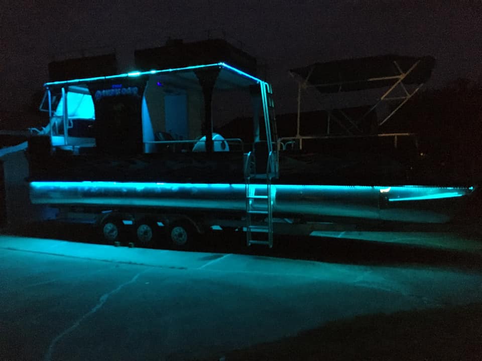 Tamco Paint Caribbean Current Pearl on Boat