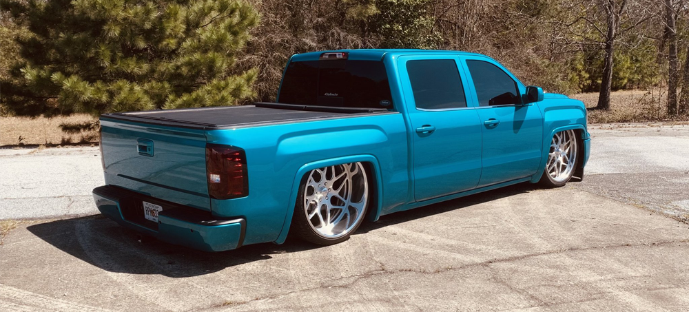 Tamco Paint Caribbean Current Pearl on car