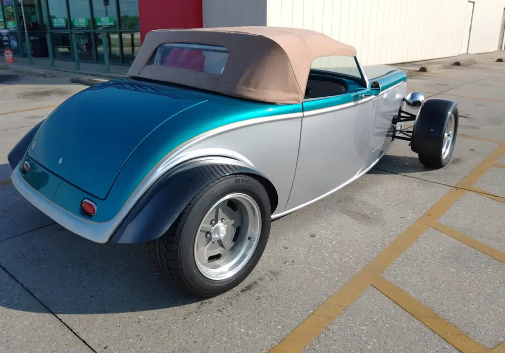 Tamco Paint Caribbean Current Pearl on 1933 Ford Roadster