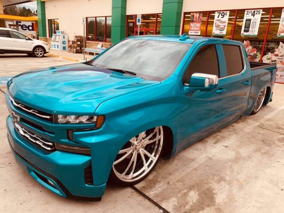 Tamco Paint Caribbean Current Pearl on Chevy Silverado