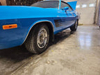 CHRYSLER BASIN STREET BLUE 