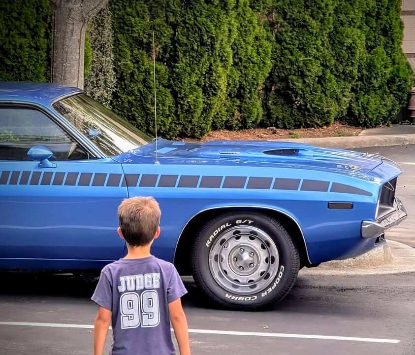Tamco Paint Chrysler Surf Blue Metallic in 1973 Plymouth Barracuda