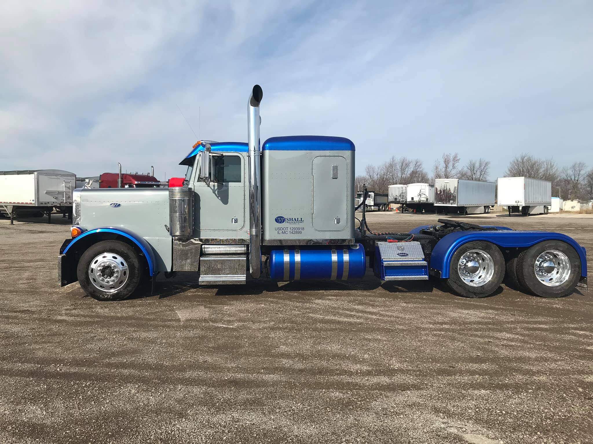 Tamco Paint Chrysler Viper GTS Blue Pearl in Peterbilt 379 EXHD