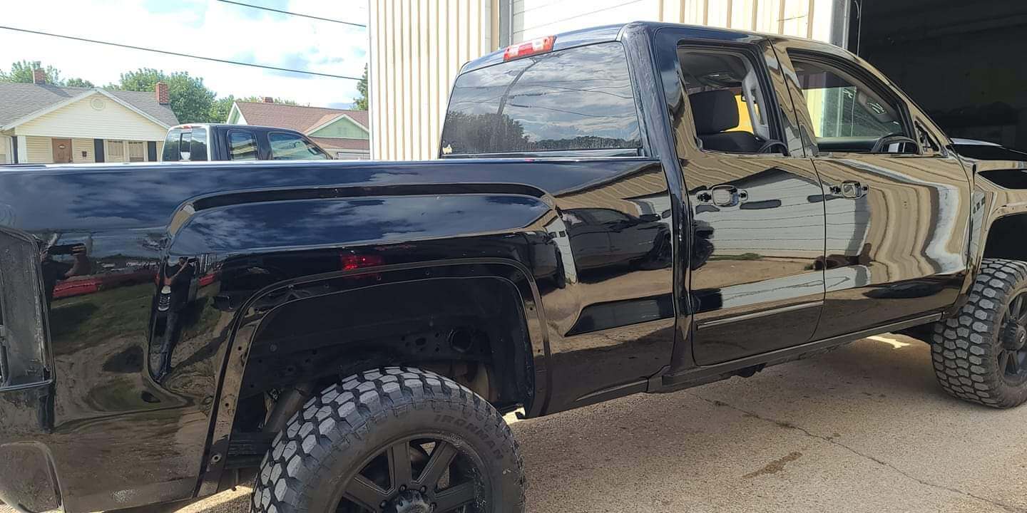 Onyx Black OEM Basecoat 2017 GMC Sierra 1500