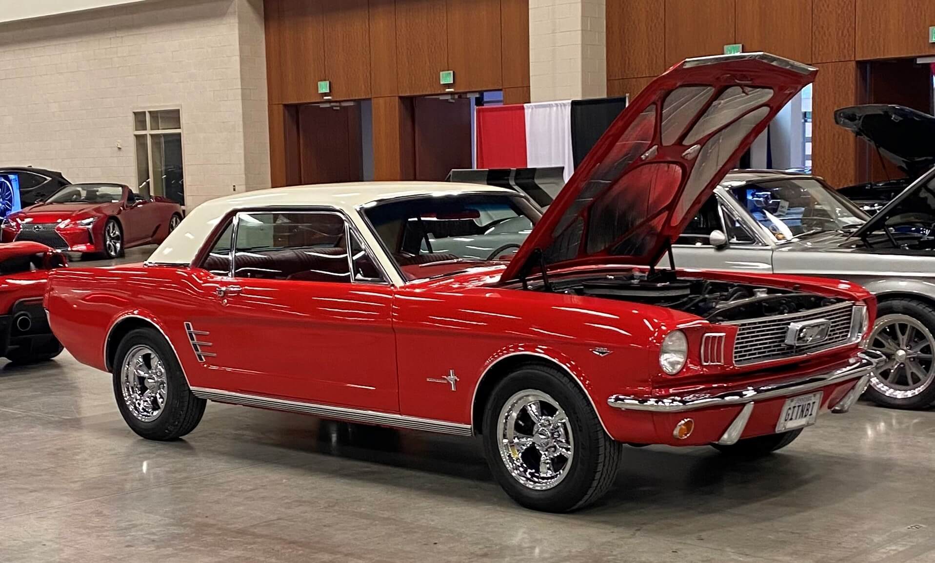 FORD RACE RED