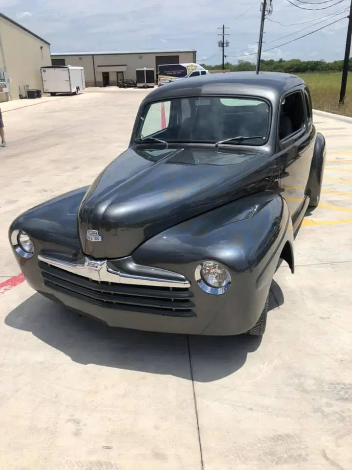 Tamco Paint Ford Magnetic Grey on 1947 Ford Super Deluxe