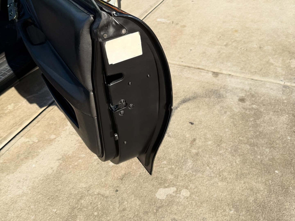 Tamco Paint GM Onyx Black in Chevrolet Camaro SS
