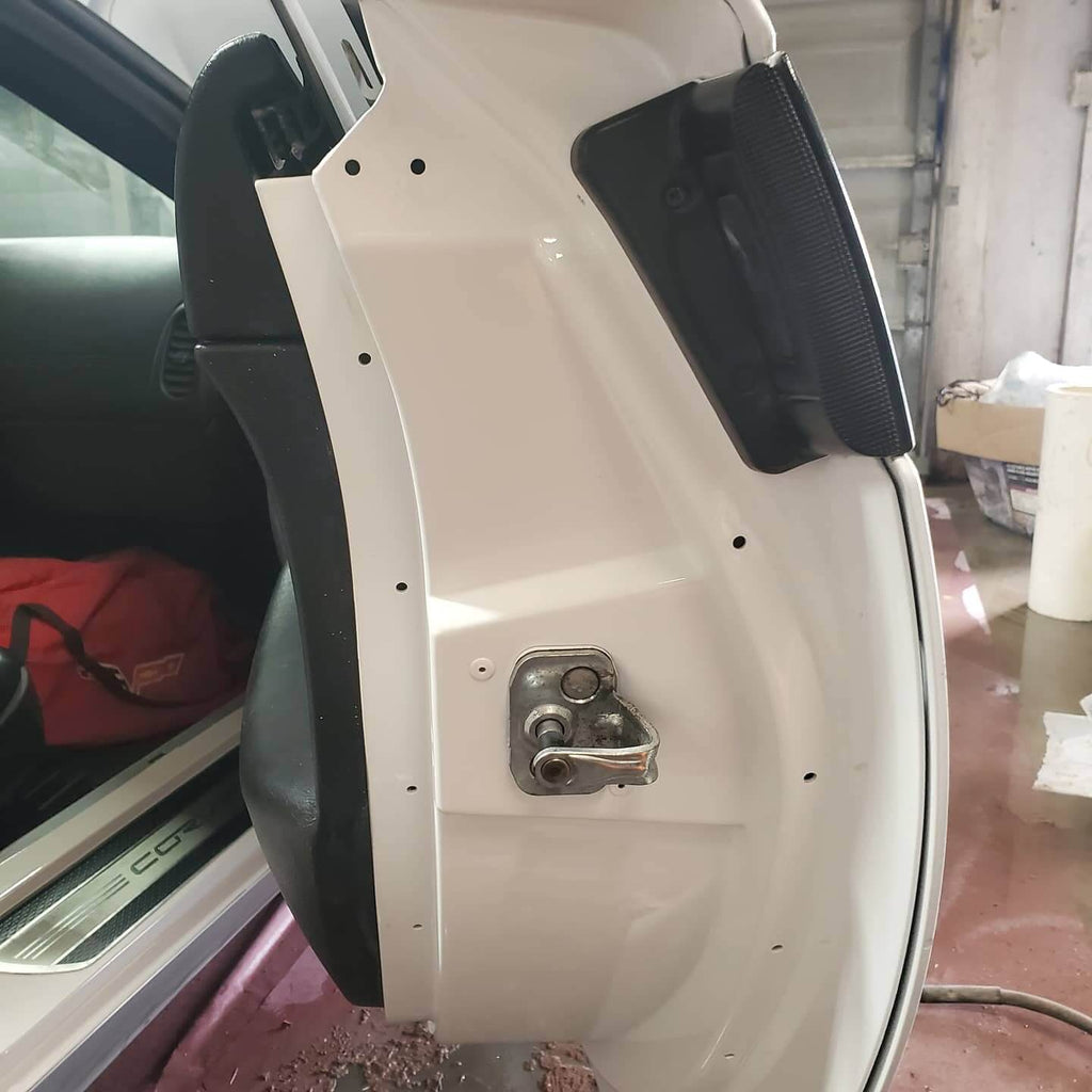 Tamco Paint Bright White Basecoat in 2007 Chevrolet Corvette