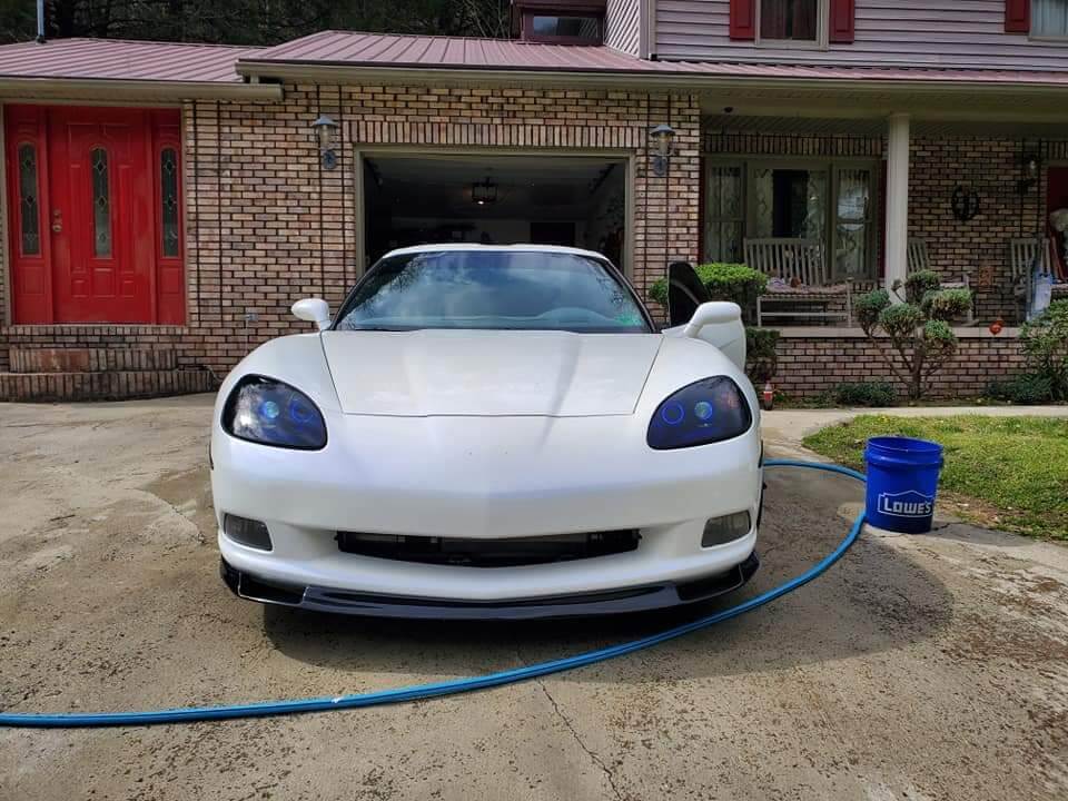 Tamco Paint Bright White Basecoat in 2007 Chevrolet Corvette