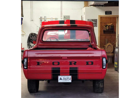 Tamco Paint HB9902 Bright Red and HB9900 Jet Black Basecoat in 1967 Ford
