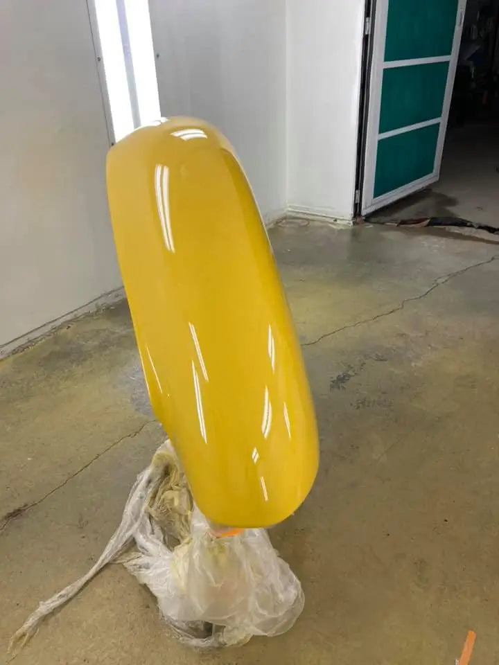 Tamco Paint HC4100 Glamour Clearcoat Kit on Fenders