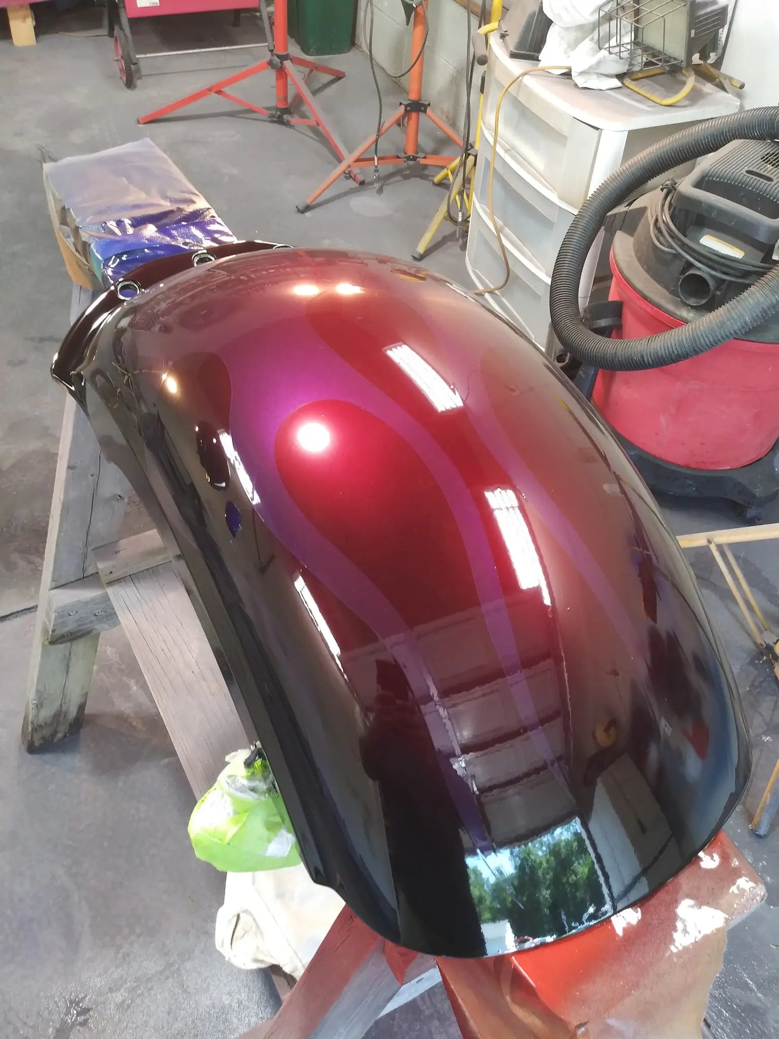 Tamco Paint HC9500 Hi-Speed Impact 30 Min Clearcoat Kit on Motorcycle Fenders