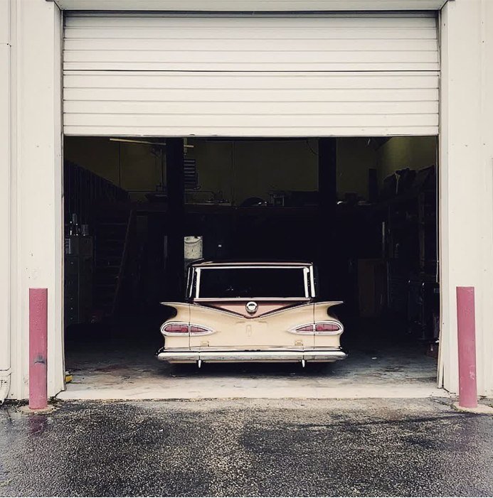 Tamco Paint Ivory Pearl in 1959 Chevrolet Brookwood