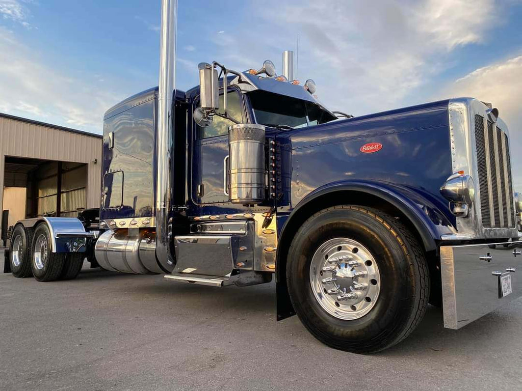 Liberty Blue Kenworth W900