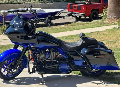 Tamco Paint Murdered Out Black 2.0 on Motorcycle
