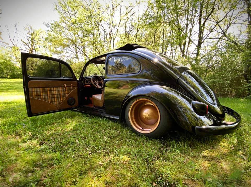 Tamco Paint Murdered Out Black on Volkswagen Beetle
