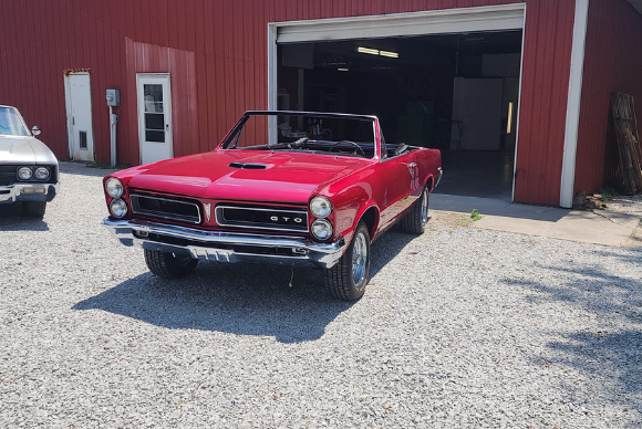 Tamco Paint Rock It Red in 1965 Pontiac GTO