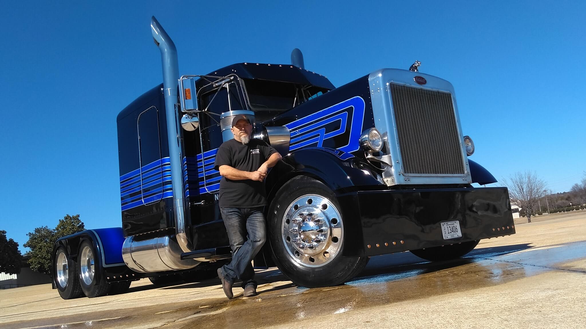 Tamco Paint Sinister Triple Reboot Blue and Blue Nitrous on Peterbilt 379