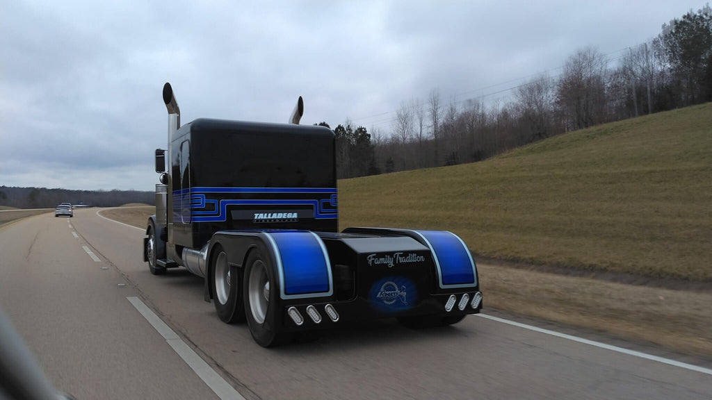 Tamco Paint Sinister Triple Reboot Blue and Blue Nitrous on Peterbilt 379