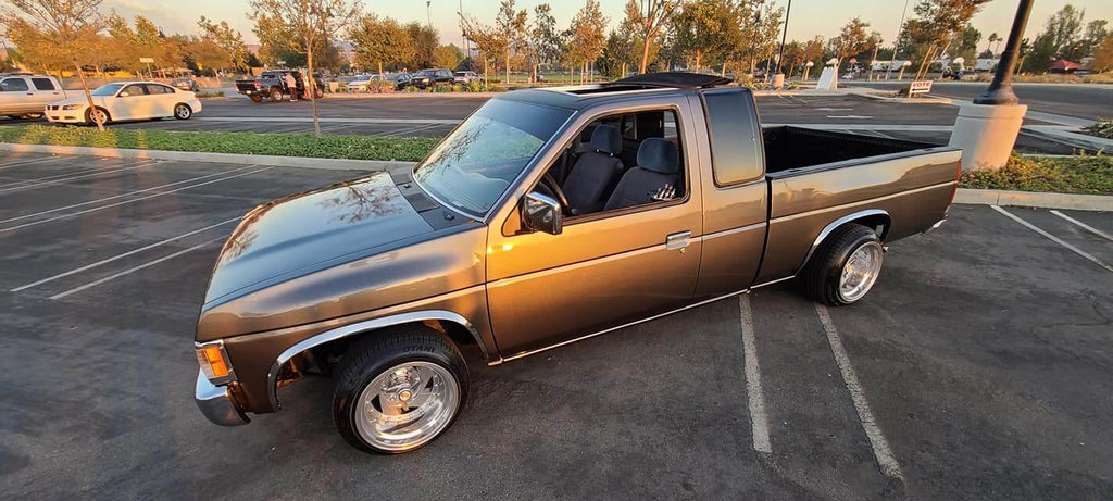 Tamco Paint Smoke Metallic on 1995 Nissan Hardbody