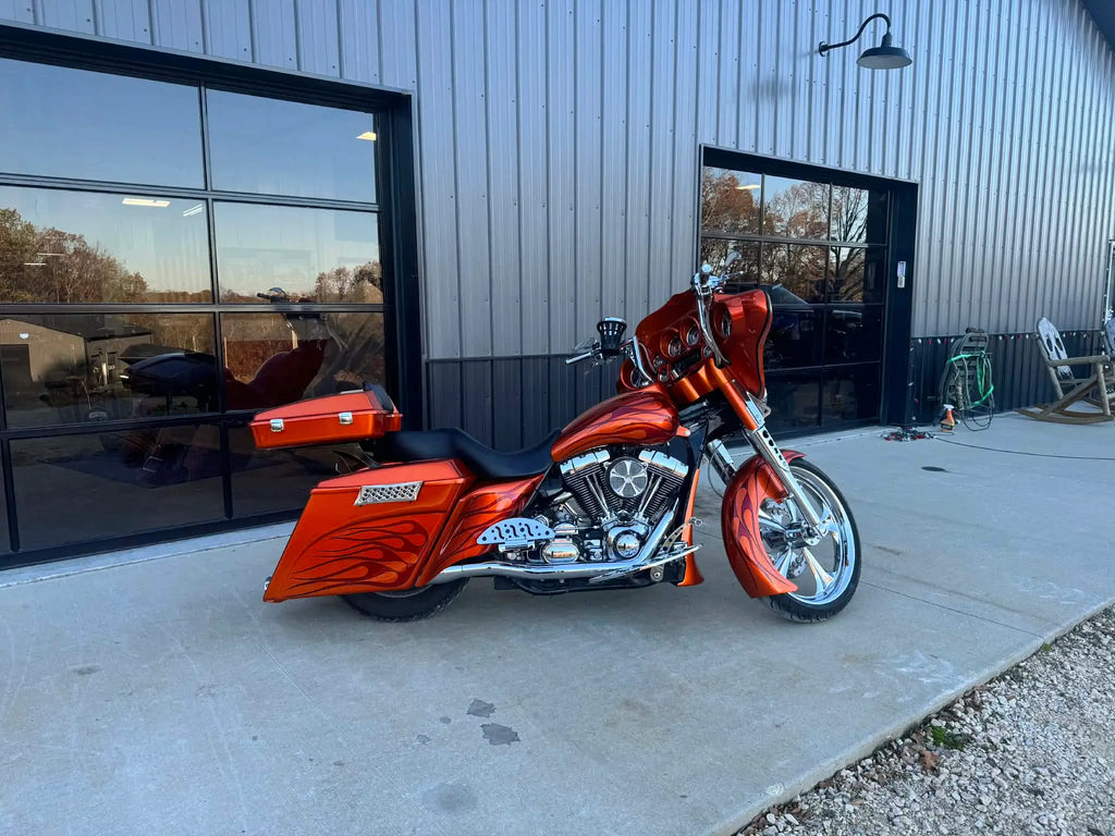 Tamco Paint Tamgerine - Candy Concentrate on Harley-Davison Glide