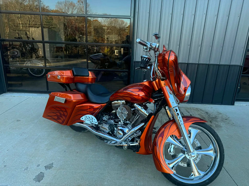 Tamco Paint Tamgerine - Candy Concentrate on Harley-Davison Glide