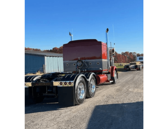 Tamco Paint Tiger Orange in 2000 International 9900I