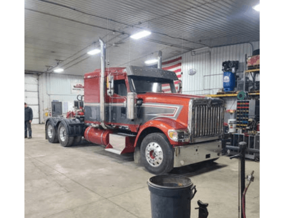 Tamco Paint Tiger Orange in 2000 International 9900I