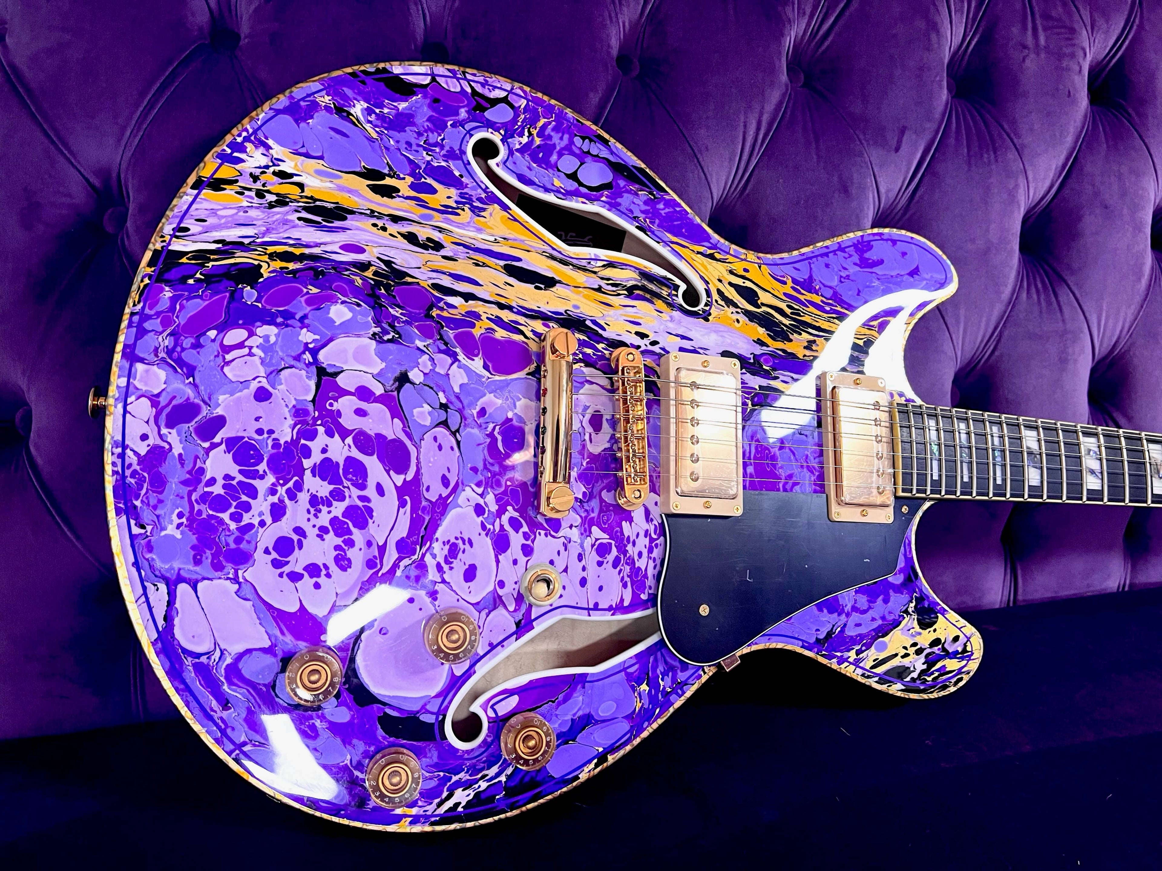 Tamco Paint Guitar Violette - 2K Candy and Concentrate 