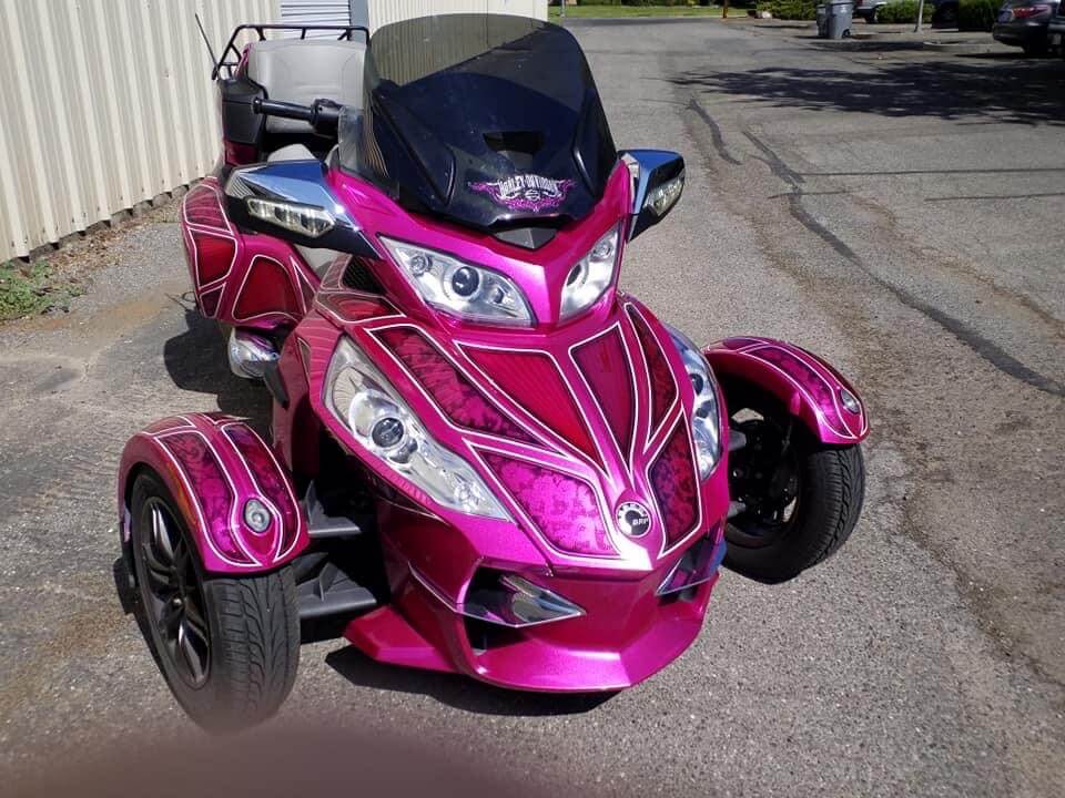 Tamco Paint You Cant Sit With Us Pink on Can-Am Spyder 