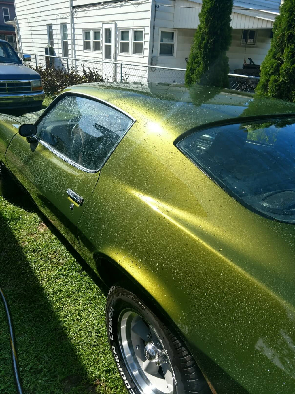 Yuengling Green Car Nissan 37OZ