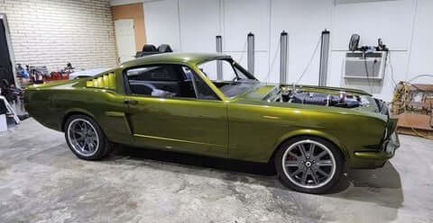 Yuengling Green Ford Mustang