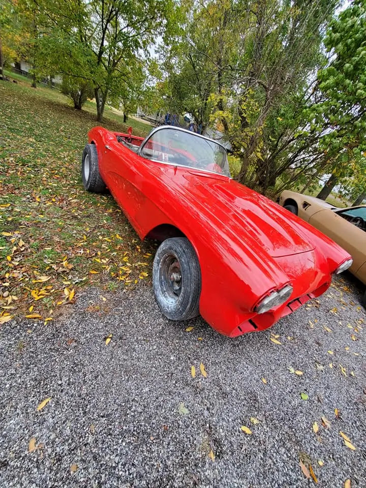 Tamco Paint Basecoat Factory Packs (HB9902 Bright Red) on 1962 Chevrolet Corvette