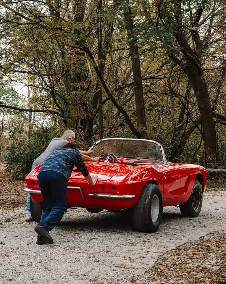 Tamco Paint Basecoat Factory Packs (HB9902 Bright Red) on 1962 Chevrolet Corvette