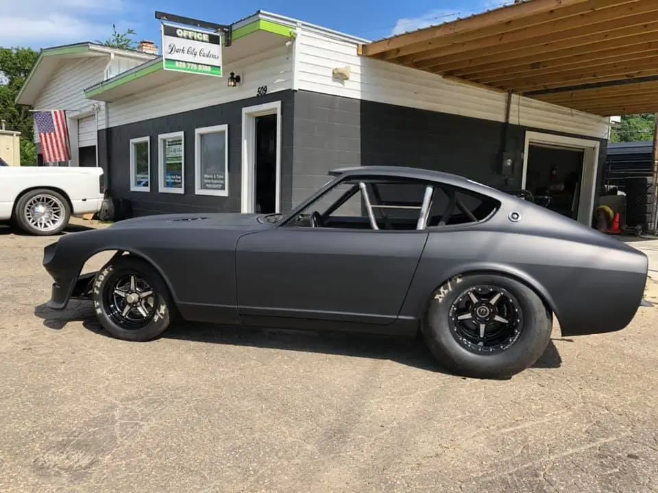 Tamco Paint HP5311 Black DTM (Direct to Metal) Primer Kit on Datsun 280Z
